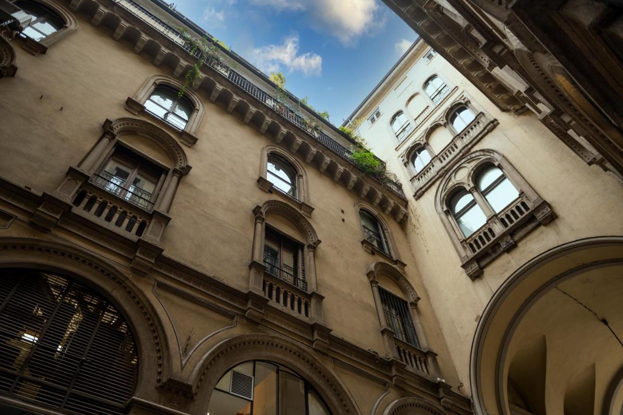 Easyhomes Duomo View Milan Bagian luar foto