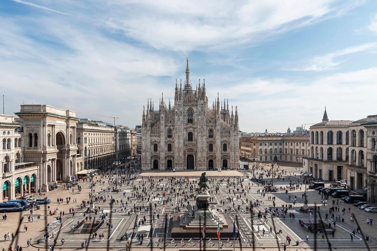 Easyhomes Duomo View Milan Bagian luar foto