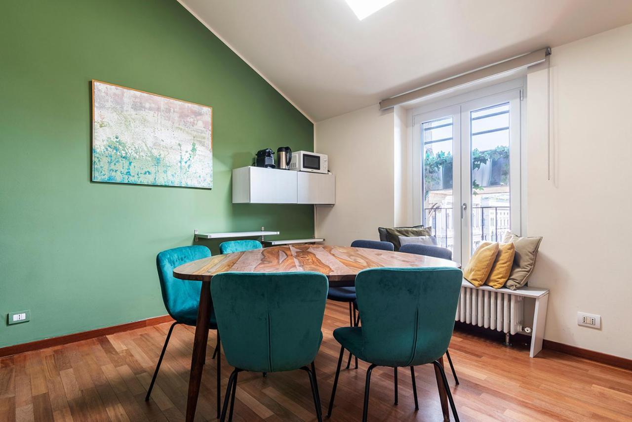Easyhomes Duomo View Milan Bagian luar foto