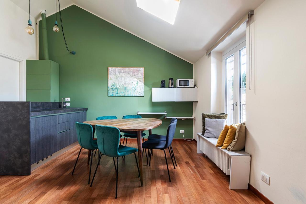Easyhomes Duomo View Milan Bagian luar foto