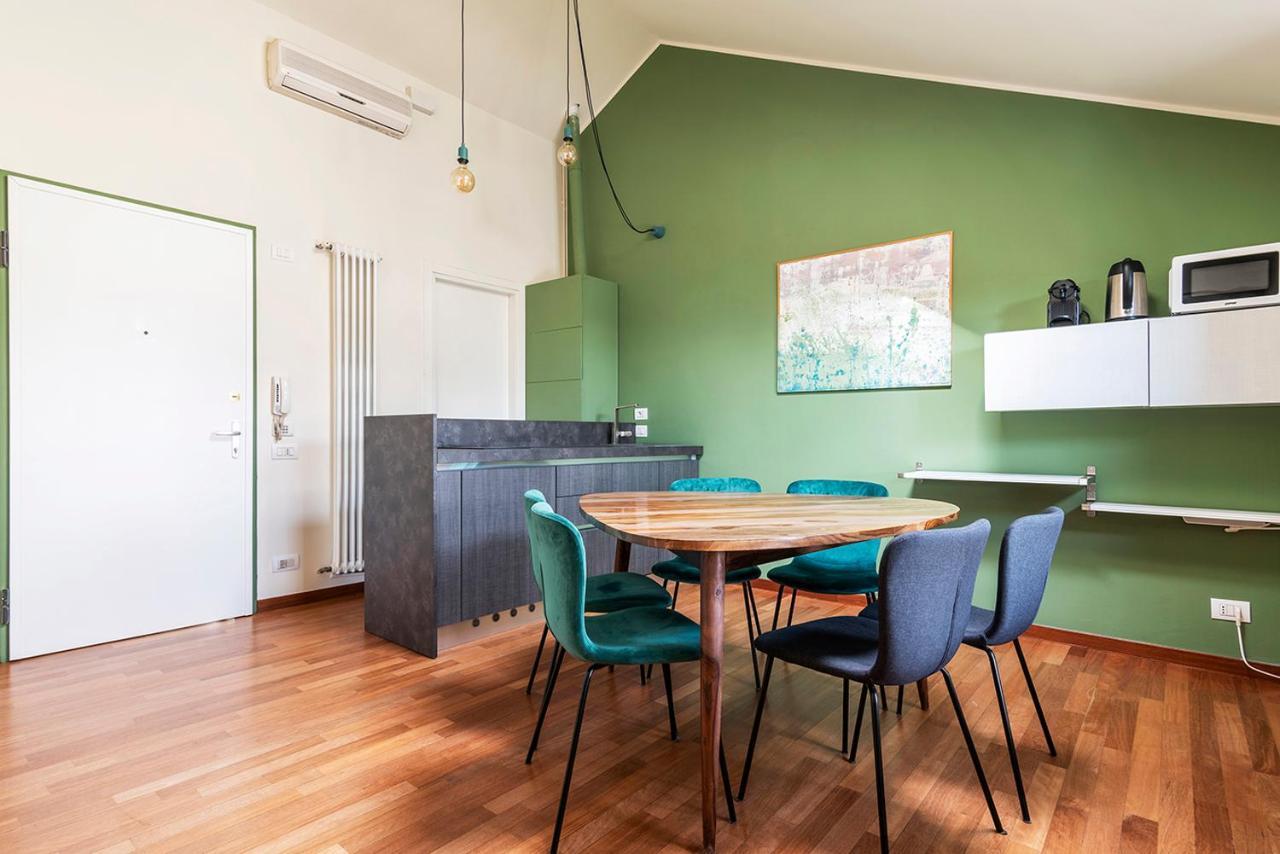 Easyhomes Duomo View Milan Bagian luar foto